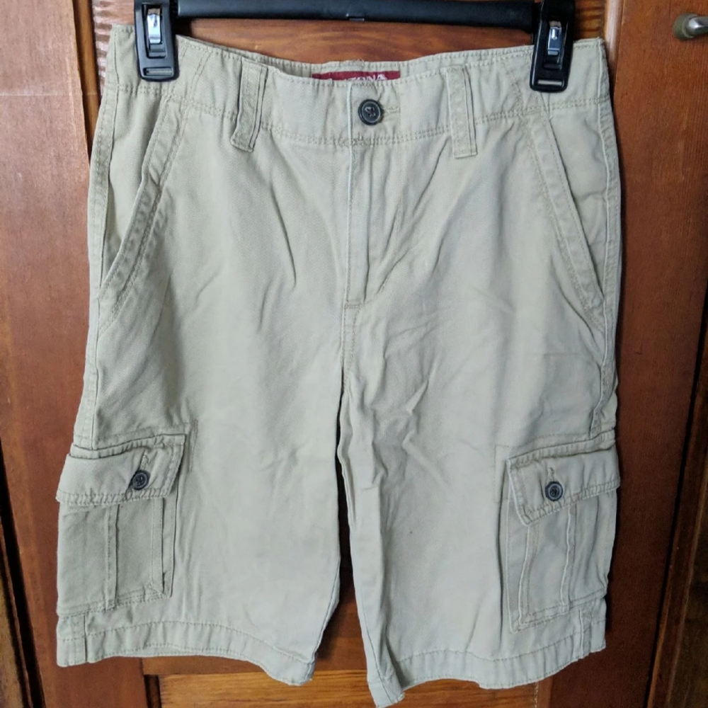 Arizona Cargo Shorts Size 16